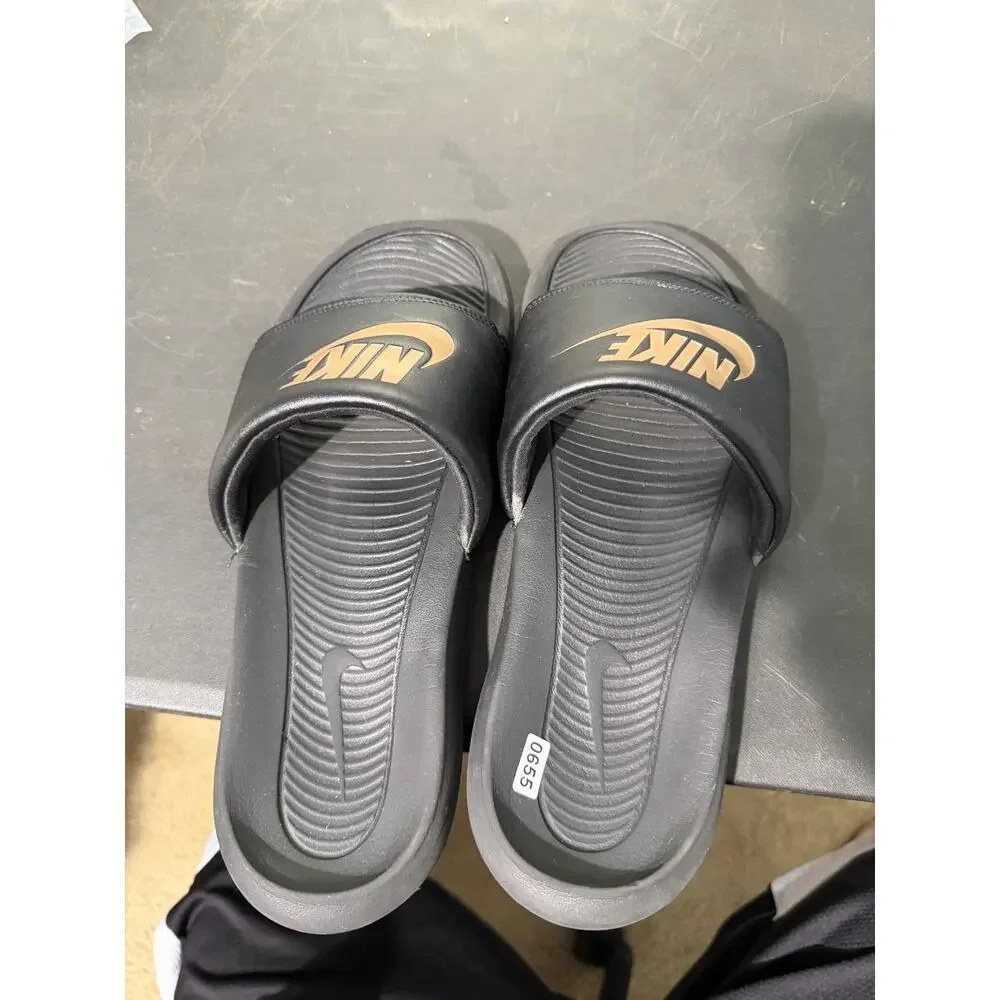 Nike Victori One Slide Mens 9 Black Metallic Gold Comfort Sandal CN9677-001